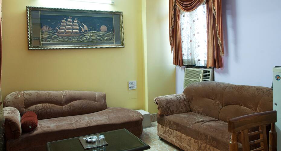 TG Rooms Karol Bagh 14A/25, New Delhi 3